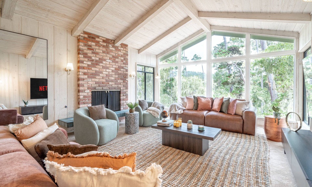 Del Monte Forest House | Spacious & Peaceful Nest | Golfer's Haven