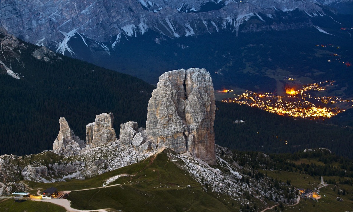 Cortina d'Ampezzo Apartment | Spacious penthouse at d'Ampezzo Cortina, the pearl of the Dolomites