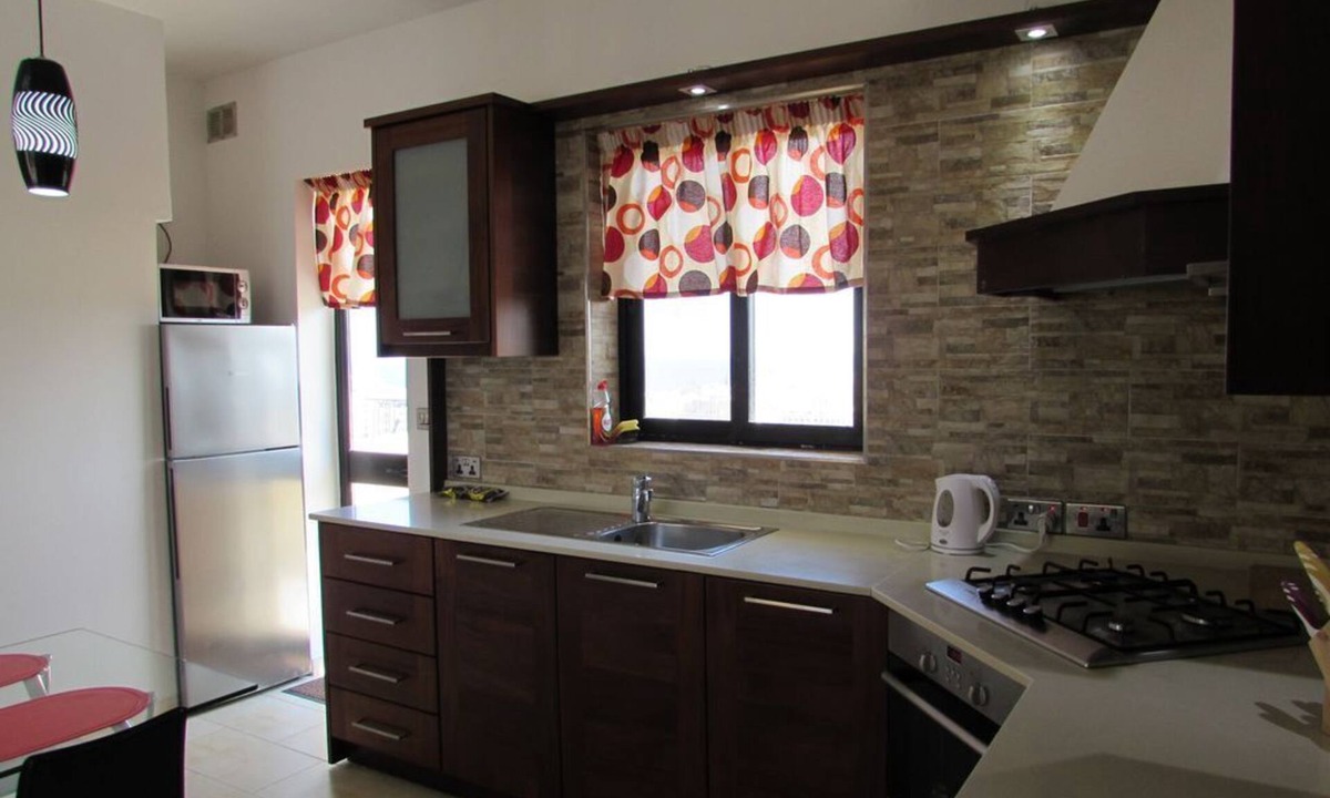 Bellavista Apartment | Spacious Penthouse in Marsascala with views from Two Terraces