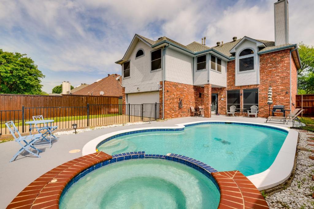 Plano House | Spacious Plano Vacation Rental with Private Pool