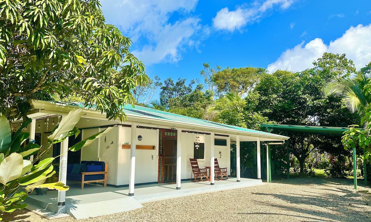 Puerto Jimenez House | Spacious private home on the outskirts of Puerto Jimenez with WiFi, AC & garden
