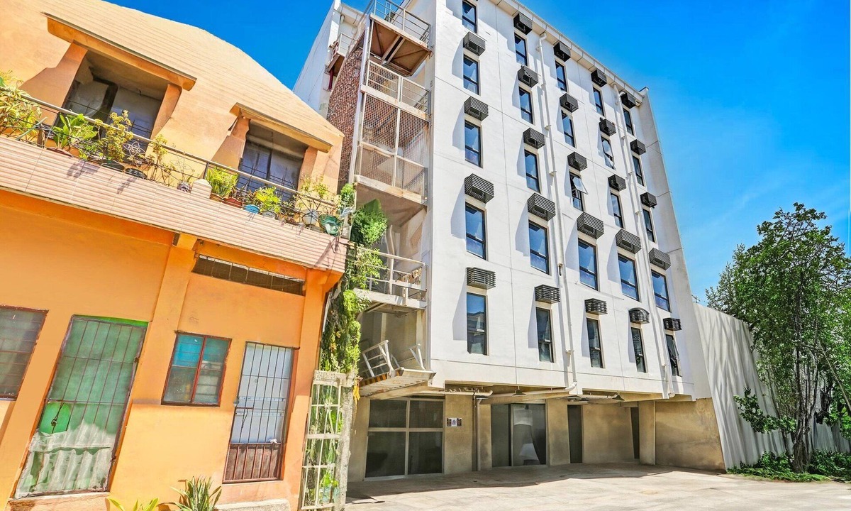 Pembo House | Spacious Quad Comfort Stay at Mytown Madrid