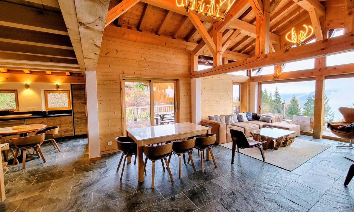 Arc-1800 Ski Chalet | Spacious Renovated Chalet · Terrace · Sleeps 10 · Free Wifi