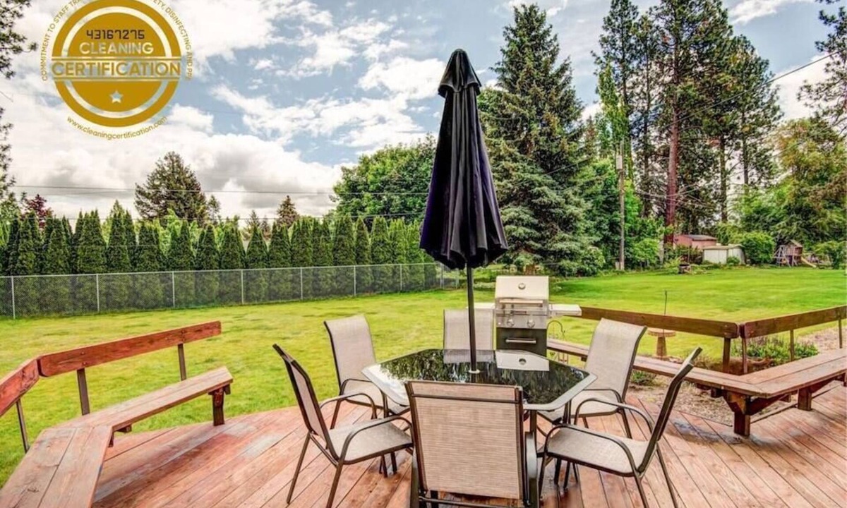 Spokane Valley House | Spacious Remodeled 4 Bedroom! ! Arcade! Pets! Arcade! Green Clean! Fenced Bckyrd