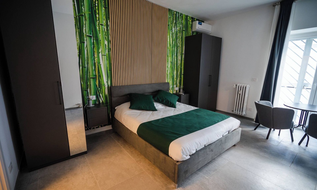 Garbatella Apartment | Spacious room with breakfast included, close to the Colosseum!