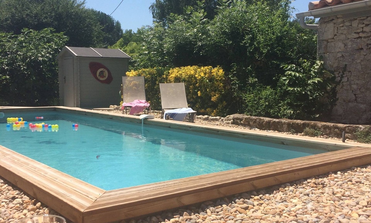 La Roquille House | Spacious, rustic charm for 10, with pool, in Dordogne Aquitaine