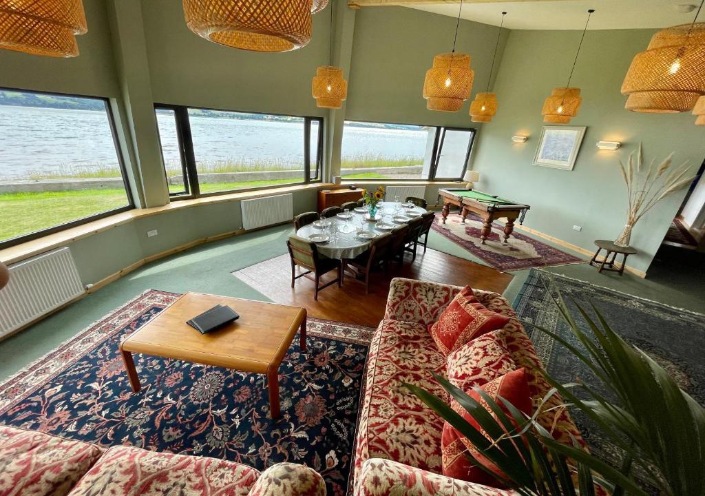 Inverness House | Spacious Sea View Home 5 miles from Inverness