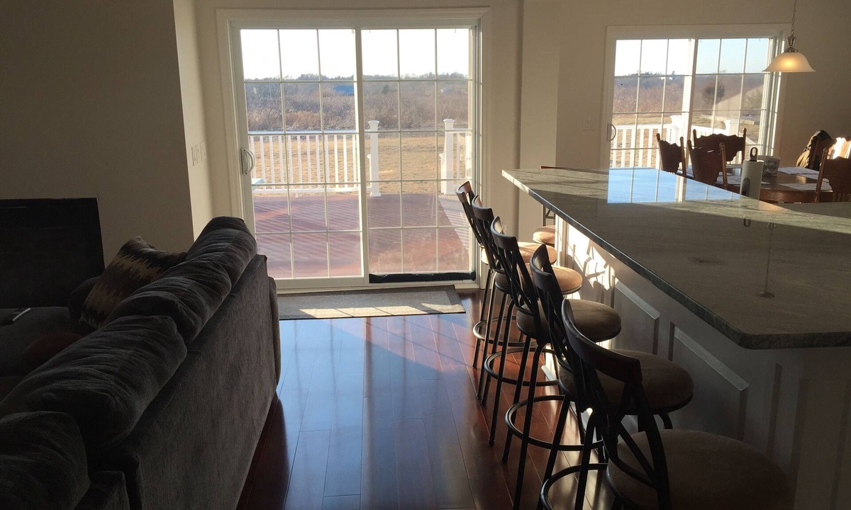 Middletown House | Spacious secluded home-Central AC-new large deck-huge yard