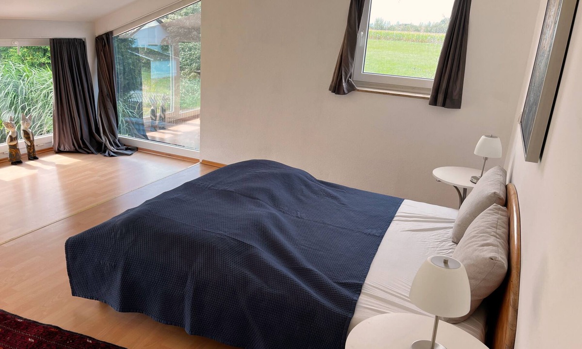 Ebersberg District Apartment | Spacious semi-detached house in the east of Munich, with a view of the Alps