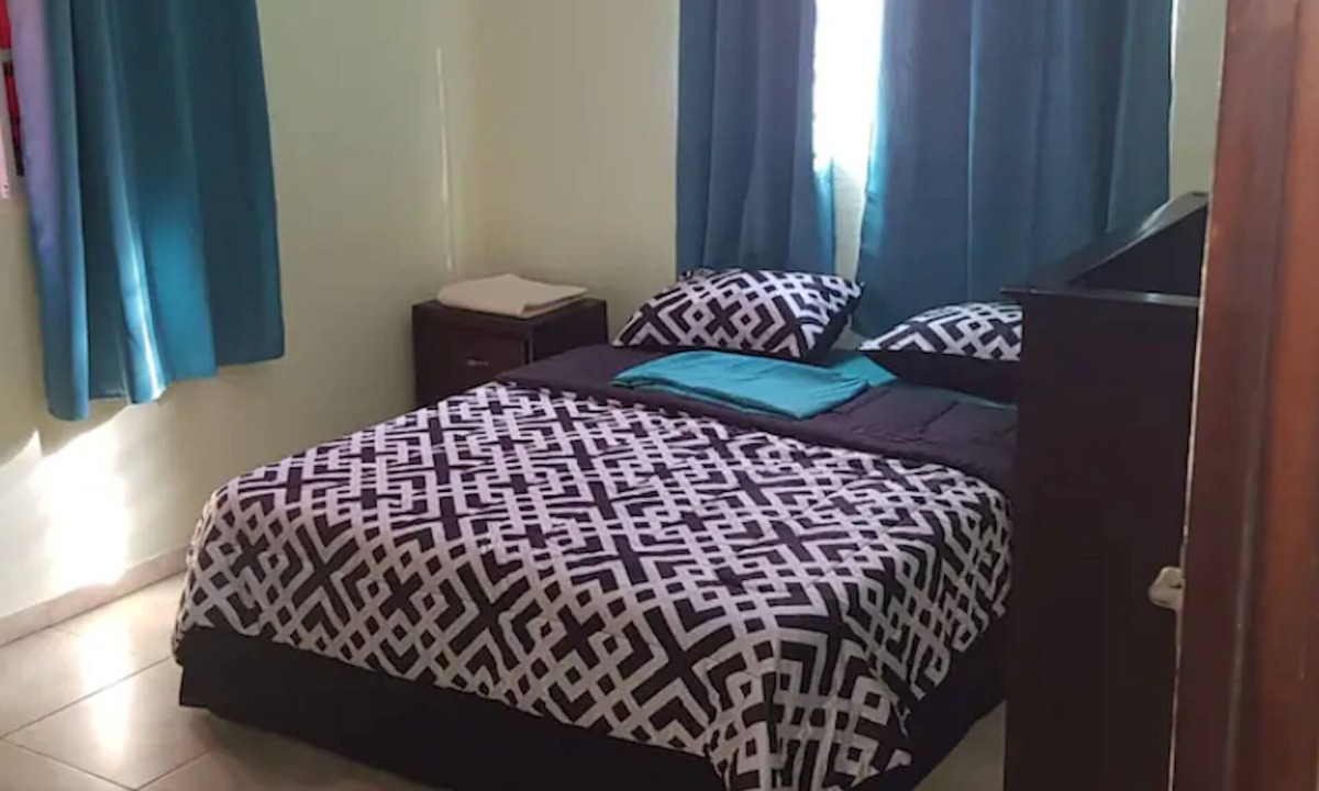 Bani House | Spacious Single Family — 5 min from the beach!