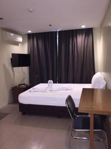 Downtown Apartment | Spacious Studio Apartment B204