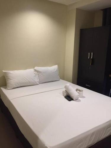 Downtown Apartment | Spacious Studio Apartment B301