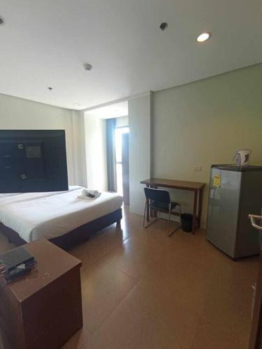 Downtown Apartment | Spacious Studio Apartment B506
