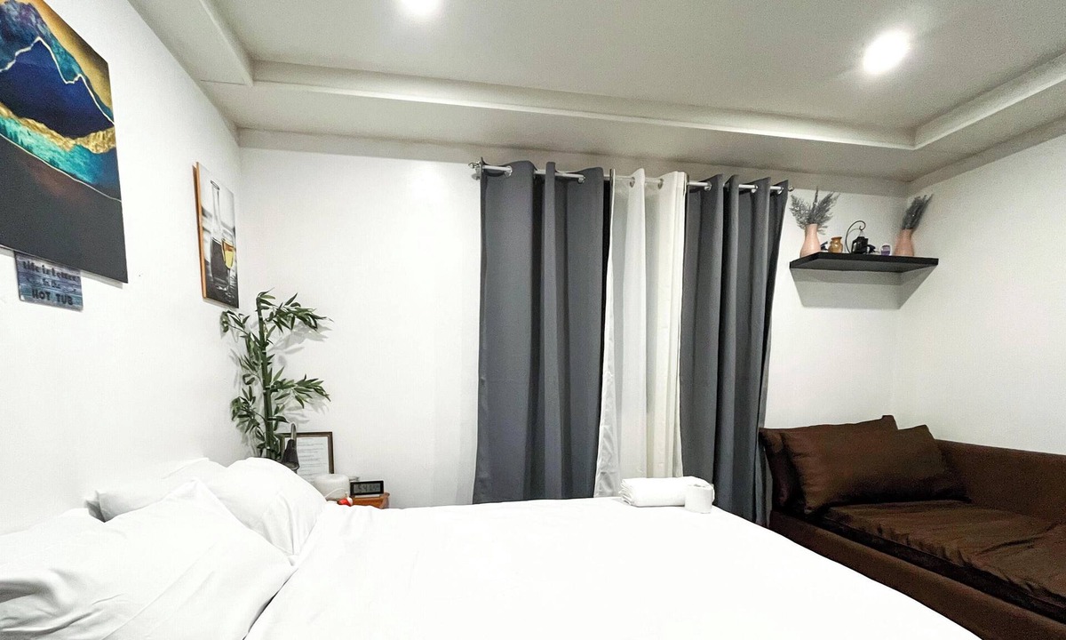 Baguio Condo | Spacious Studio condo in beautiful Baguio perfect for relaxing