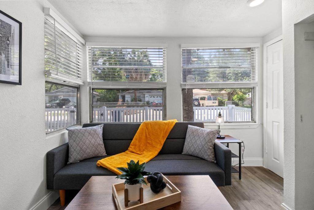 Ybor City Apartment | Spacious Studio Flat in Cigar City with Parking