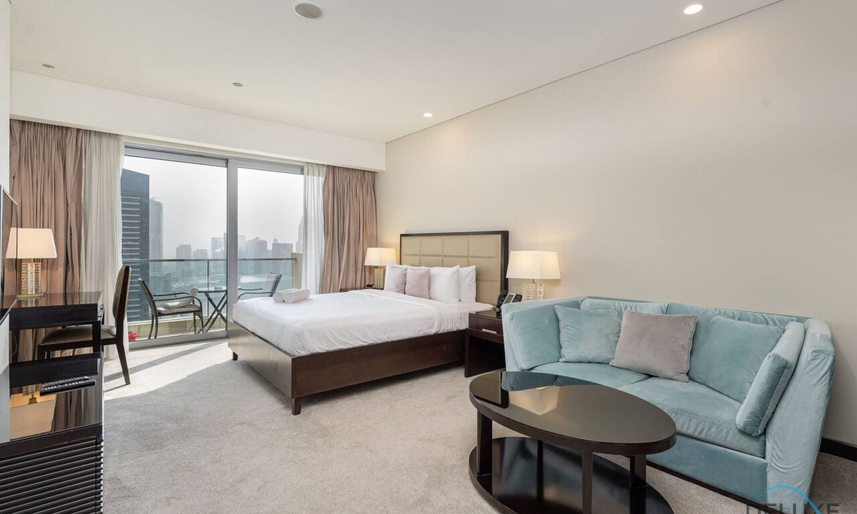 Dubai Marina Apartment | Spacious Studio in The Address Residences Dubai Marina by Deluxe Holiday Homes
