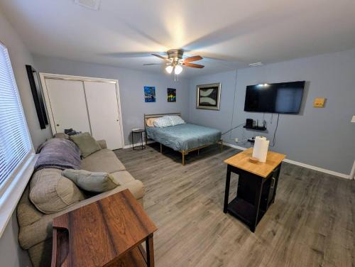 Lower East Side Apartment | Spacious Studio near Brady St