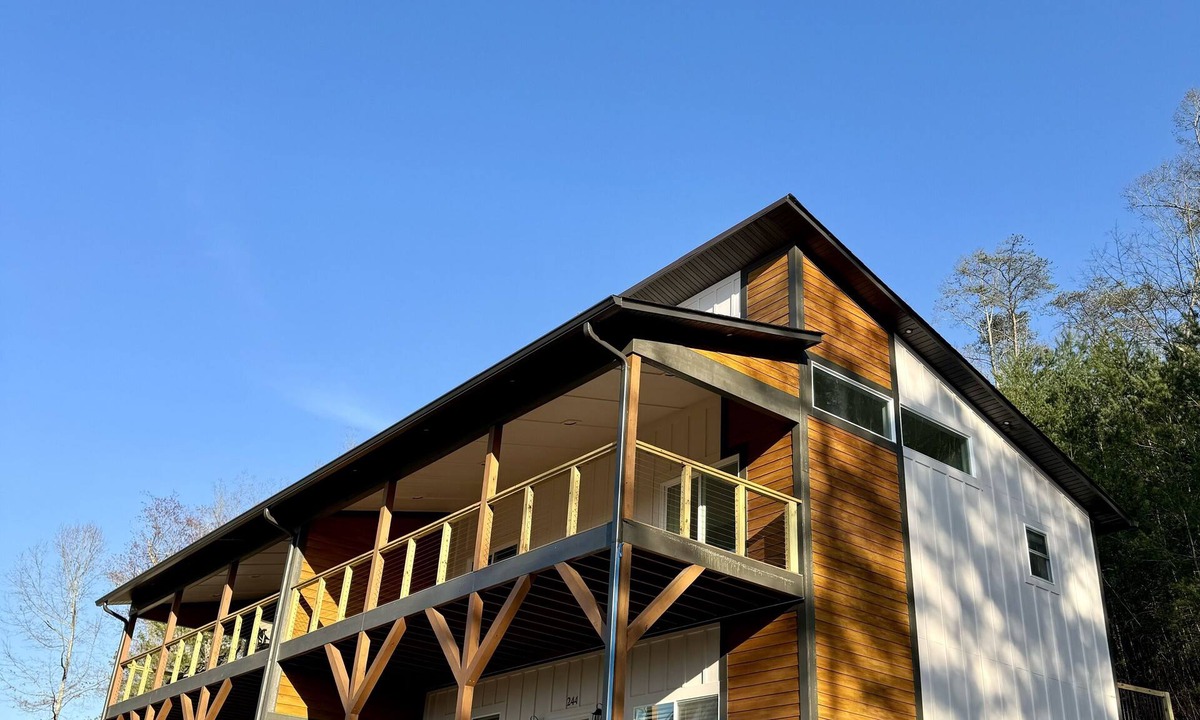 Leicester House | Spacious Suite 13 Mins to Downtown Asheville