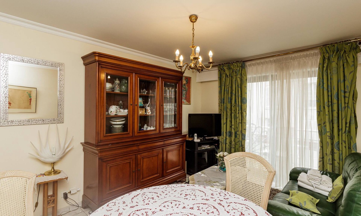 Charenton-le-Pont Apartment | Spacious T3 With View In The Heart Of The City!