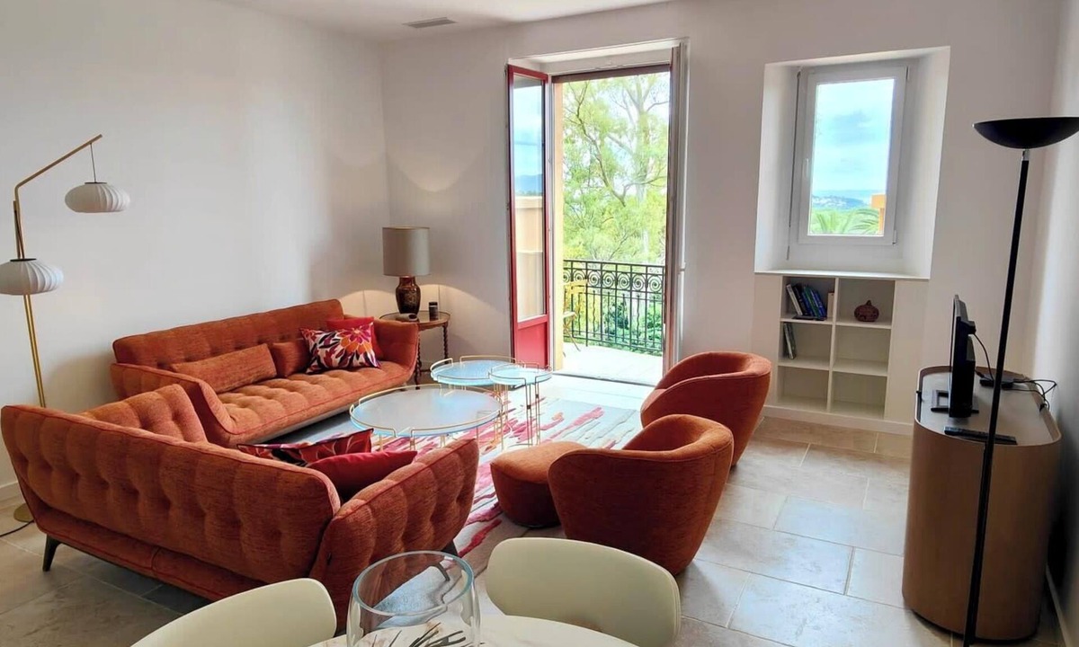 Valescure Apartment | Spacious T3 with balcony - beautiful sea view