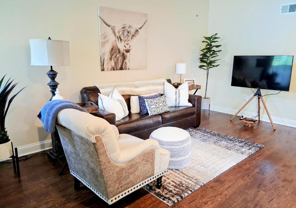 Morgantown House | Spacious Townhouse, Central Location, Deluxe Guest Suite