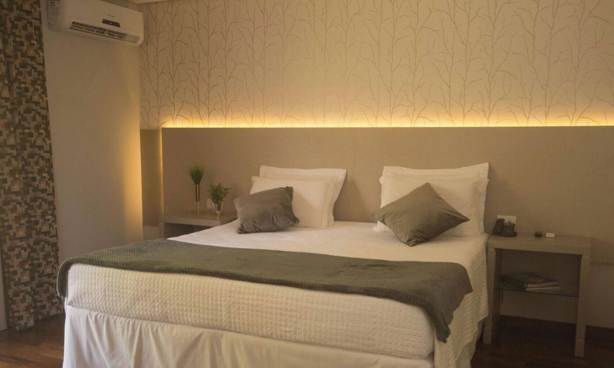 Foz do Iguacu Hotel | Spacious Two Rooms w/Garden Views and Pool – Close to Bird Park