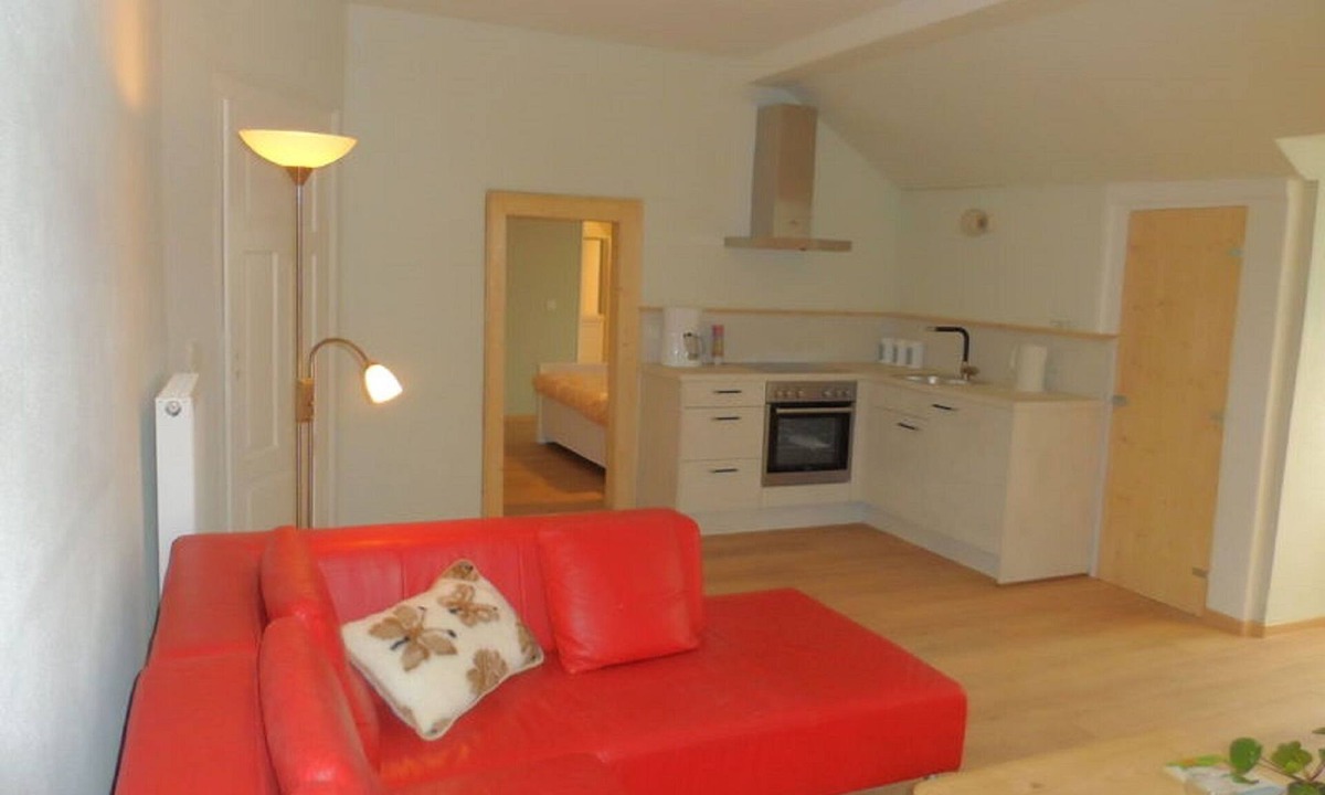 Roßdorf Apartment | Spacious vacation apartment (50 sqm) for up to 2 people with TV