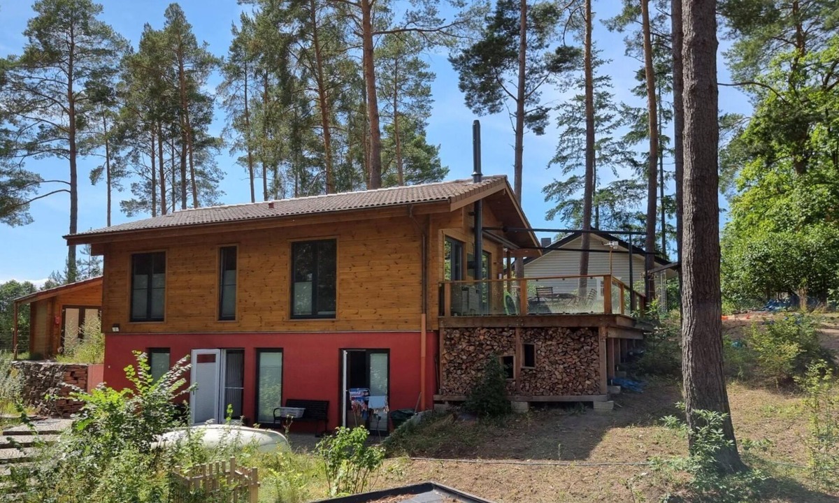 Milmersdorf House | Spacious vacation home directly on the lake. Family and pet friendly!