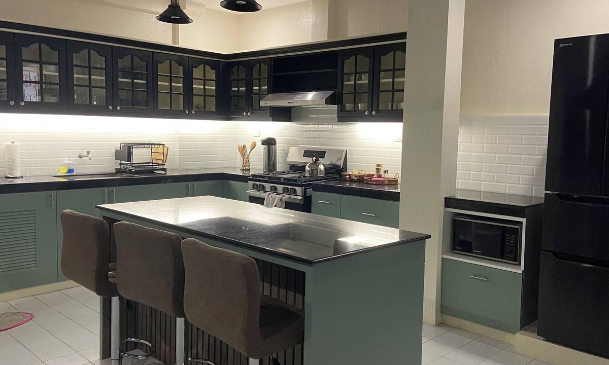 Valencia House | Spacious vacation Home in a prime location in Valencia, Negros Oriental