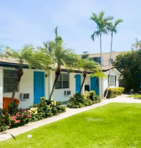 Pompano Beach Apartment | Spacious Villa #8 Water View 4-Minute Walk Beach