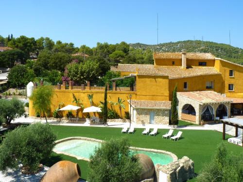 Can Trabal Villa | Spacious villa in Can Trabal with private pool and jacuzzi 980 m²