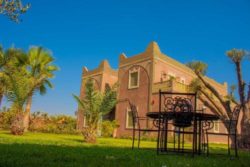 Annakhil Villa | Spacious villa with pool in Marrakech 448 m² mountain view