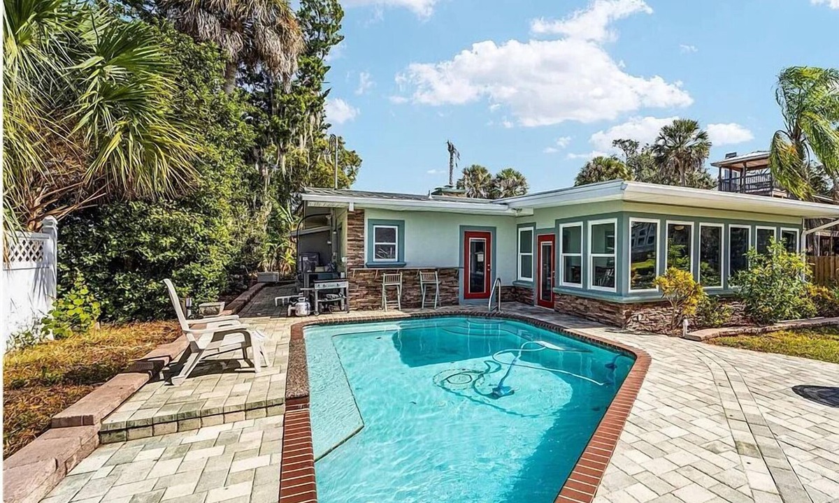 Crystal River House | Spacious Waterfront Getaway with Heated Pool