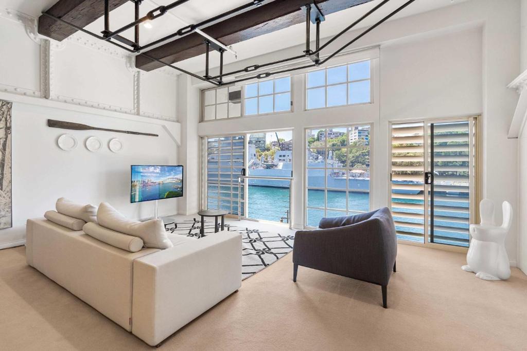 Woolloomooloo Apartment | Spacious Waterfront Luxury at Woolloomooloo Wharf
