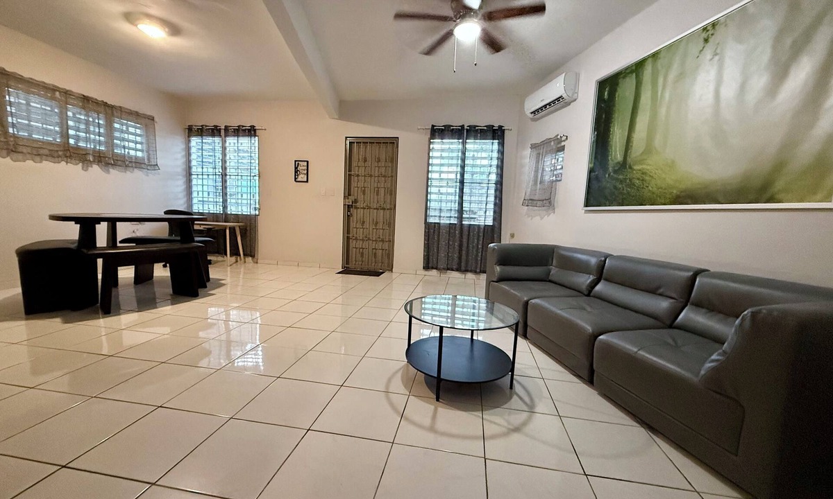 Eleanor Roosevelt Apartment | Spacious with 2 BR - 15 Mins to Beach, Airport, Dining, Stadium & Colliseum