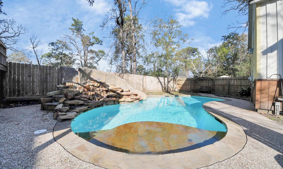 Grogan's Mill House | Spacious Woodlands House with Amazing Amenities