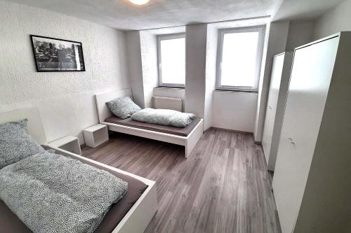 Budesheim Apartment | Spacious Work & Stay Apartments Büdesheim