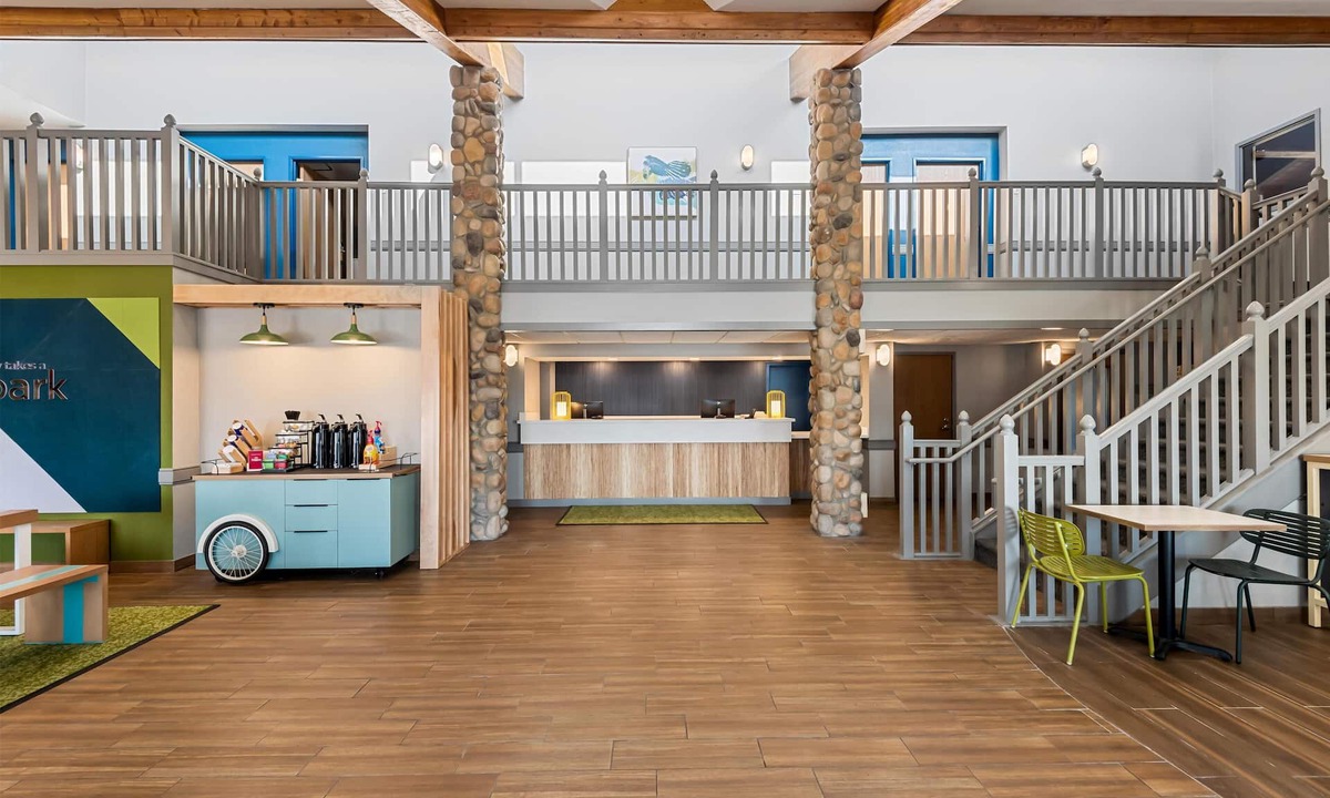 Cedar Falls Hotel | Spark by Hilton Cedar Falls