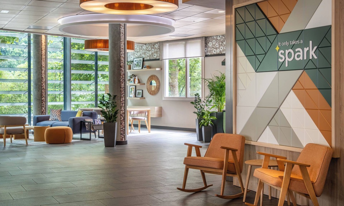 Le Bourg - Gare De Vaise Hotel | Spark by Hilton Lyon Ouest