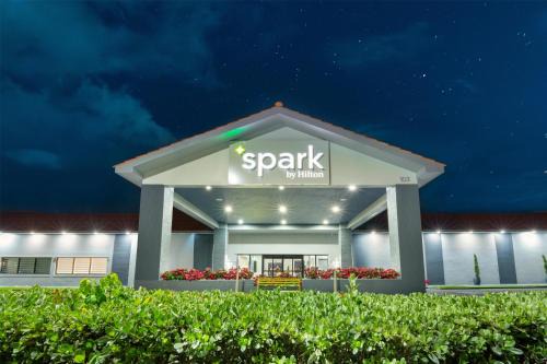Vayas Hotel | Spark by Hilton Ponce