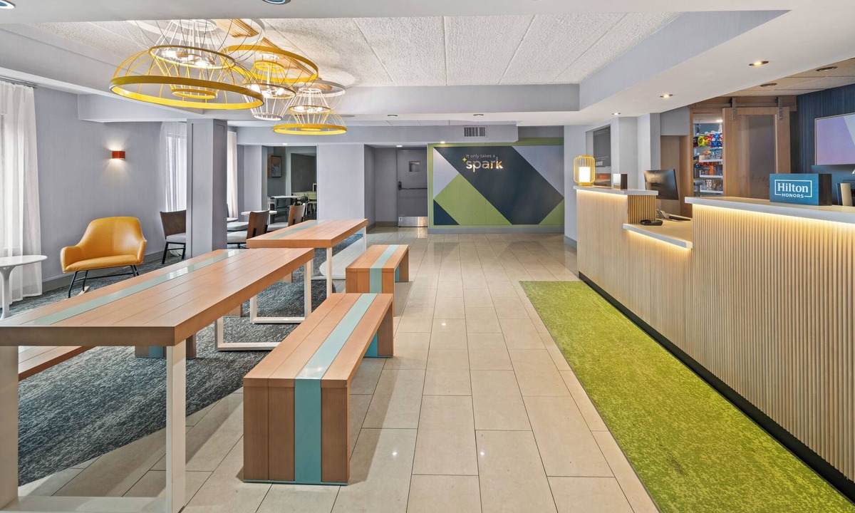 Waldorf Hotel | Spark by Hilton Waldorf