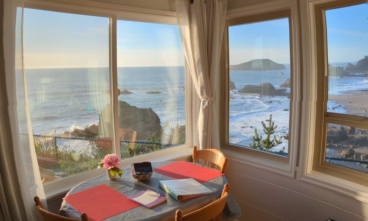 Brookings Apartment | Sparkling Clean, Private & Quiet! Amazing Ocean Views [4]