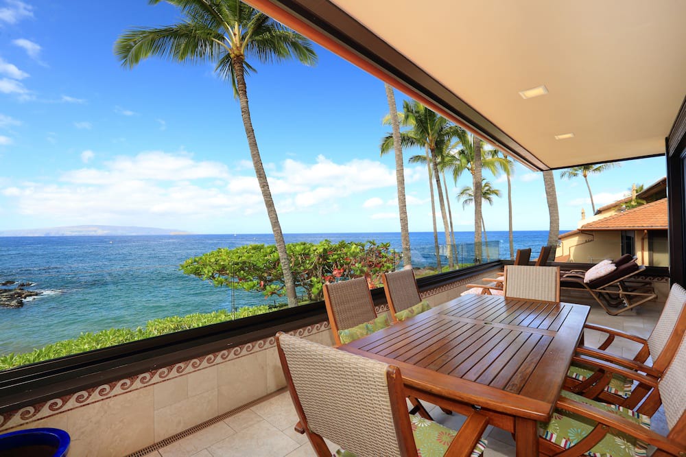 Wailea Condo | Spectacular Corner Oceanfront Escape: Luxurious Makena Surf Resort G-206