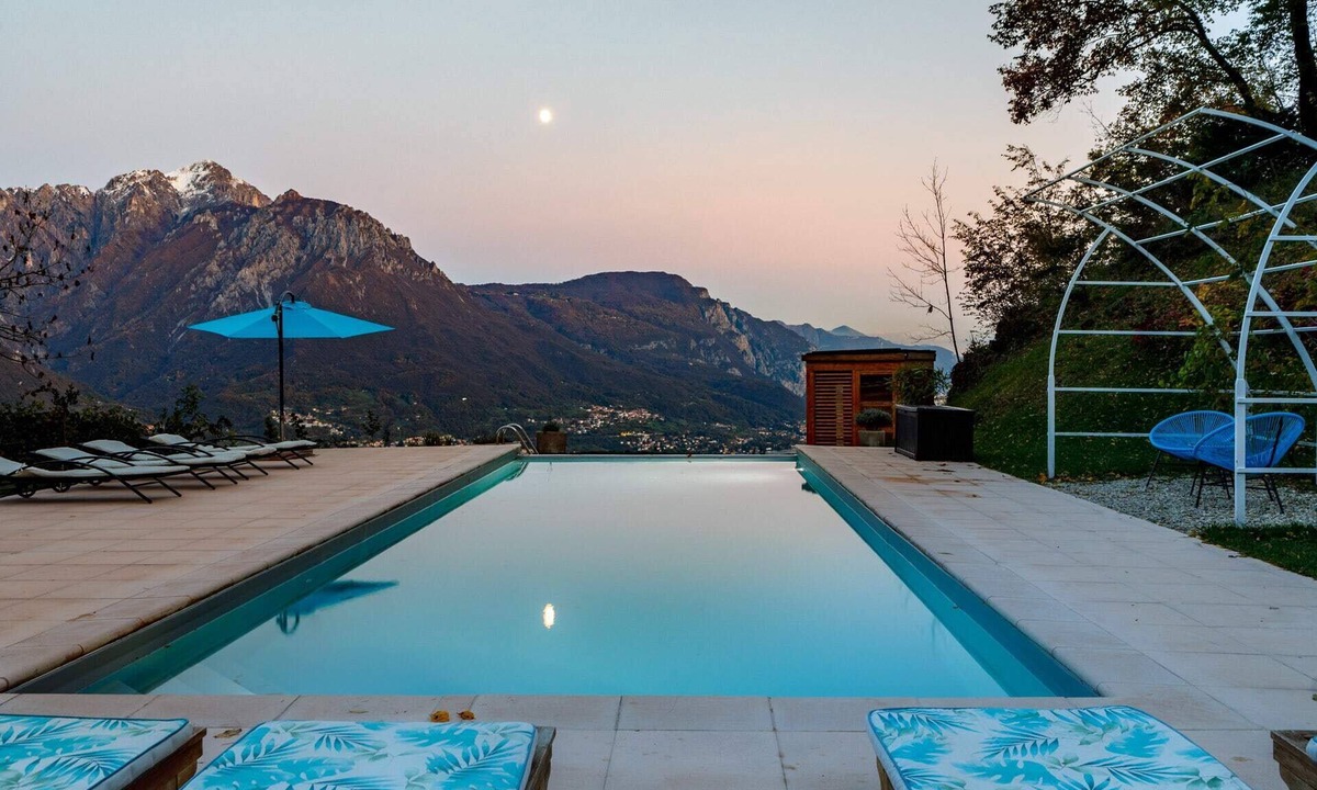 Civenna Villa | Spectacular Mid-century Villa With Astonishing Views Of Lake Como