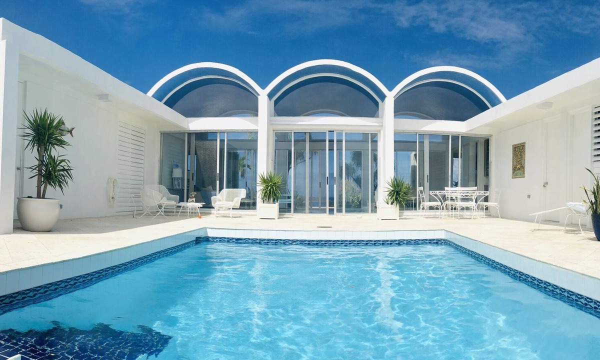 Estate Solitude East Villa | Spectacular Midcentury Modern Villa with Panoramic views