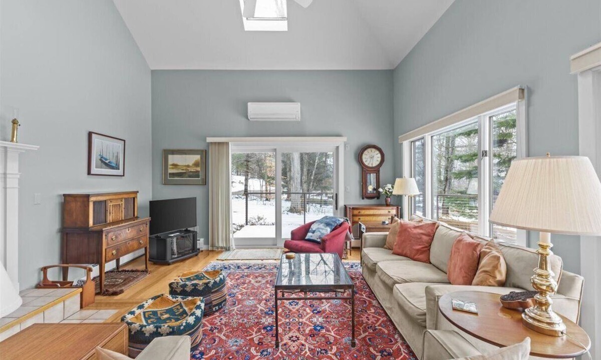 Stowe Condo | Spectacular Mountain-View Townhouse/Near Slopes