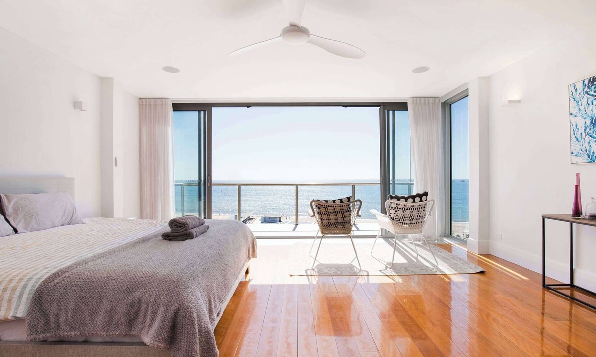 Seacliff House | Spectacular Panoramic Oceanview House in Seacliff