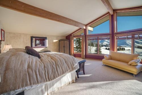 Hailey House | Spectacular Sun Valley View Home on Two Acres with Access to Private Lake home