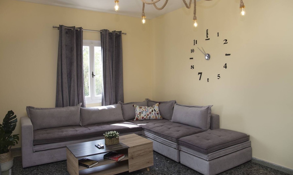 Spetses Villa | Spentza Home - Three Bedroom Villa, Sleeps 8