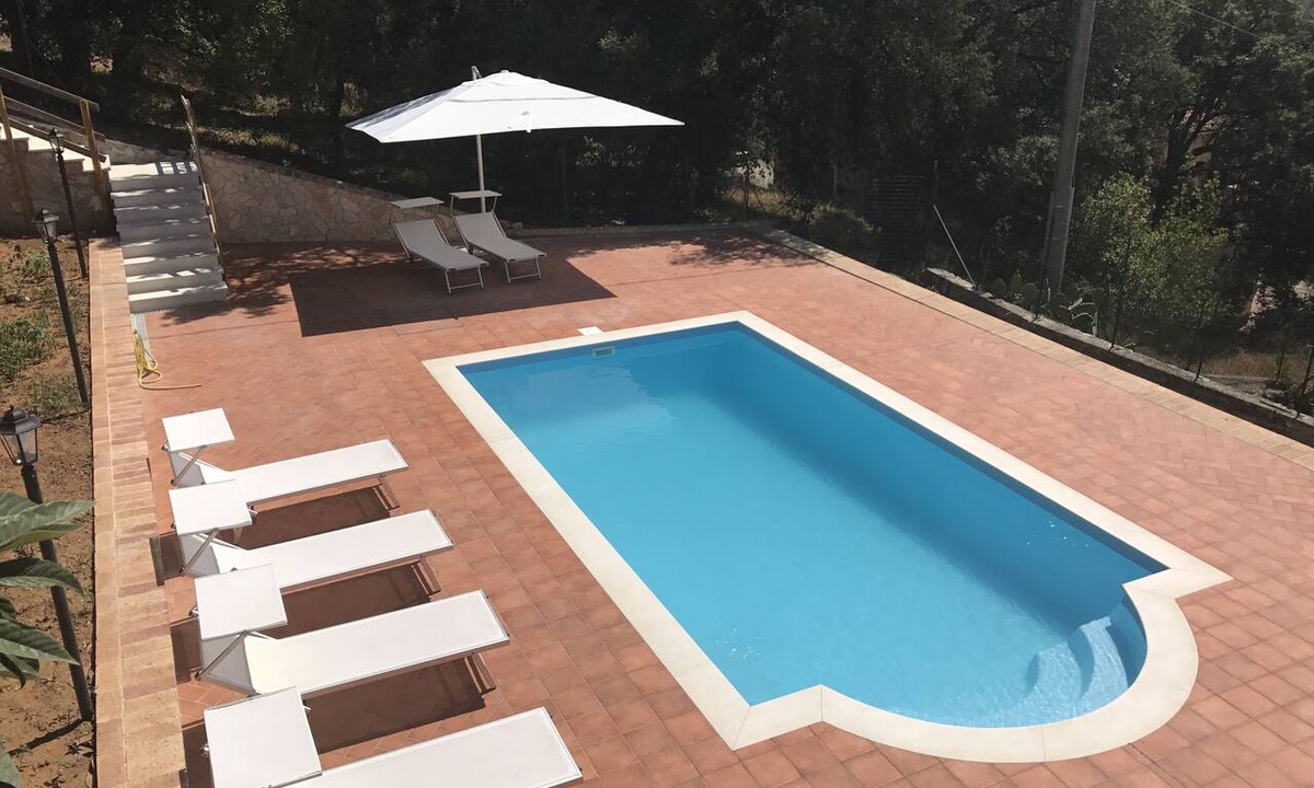 Itri Villa | Sperlonga-Itri Villa 8 bedroom with swimming pool in private garden